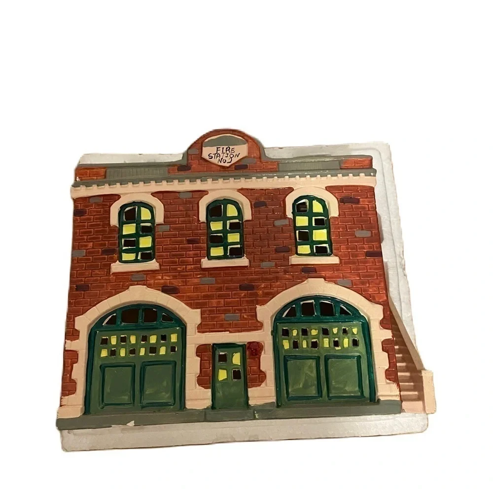 Department 56 Fire Station 2 5091-1 No Bulb Ceramic Snow Christmas Village